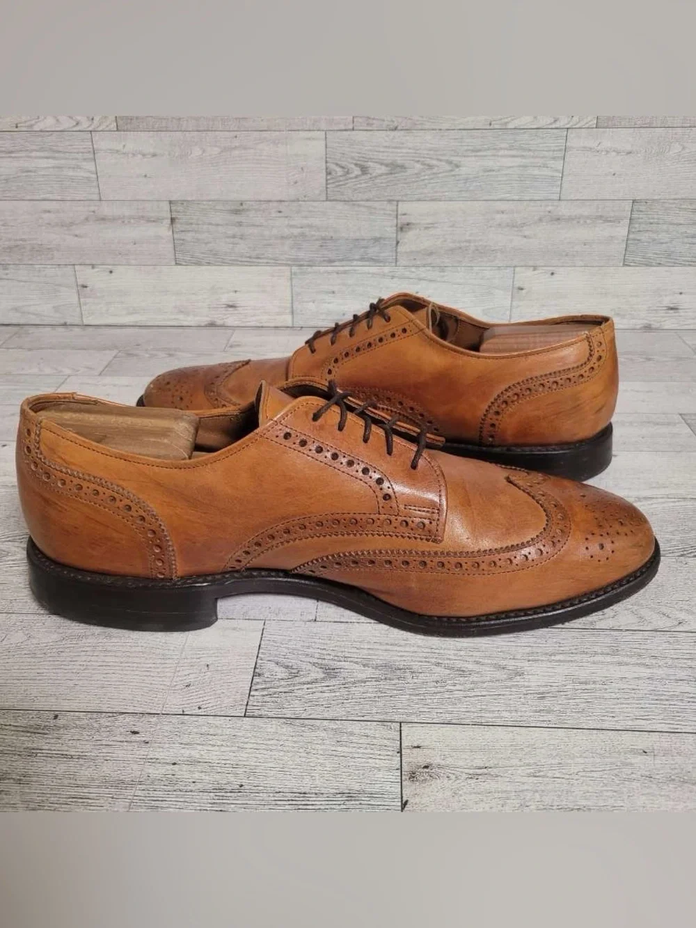 Allen Edmonds men’s allen